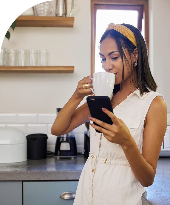 Stocksy_comp_3733139 1